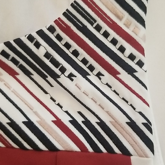 Structured Patterned Top - Picture 5 of 5